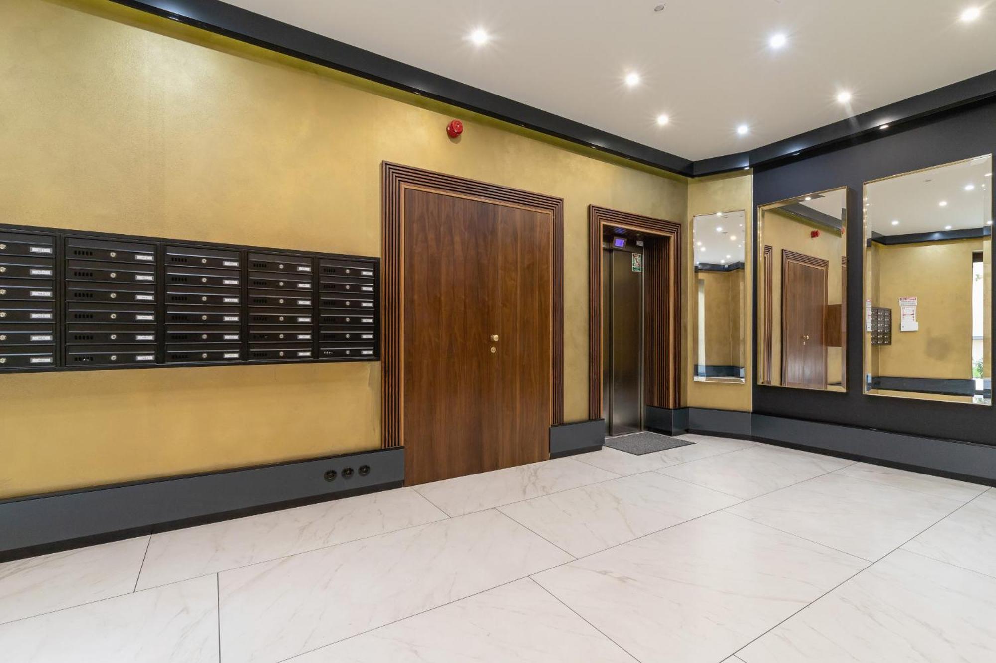 Apartment Modern Old Town Cracow By Renters Krakau